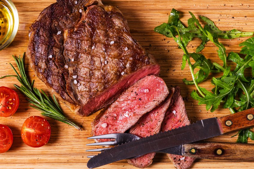 Eat a High-Protein Diet to Lose Fat While Maintaining Performance
